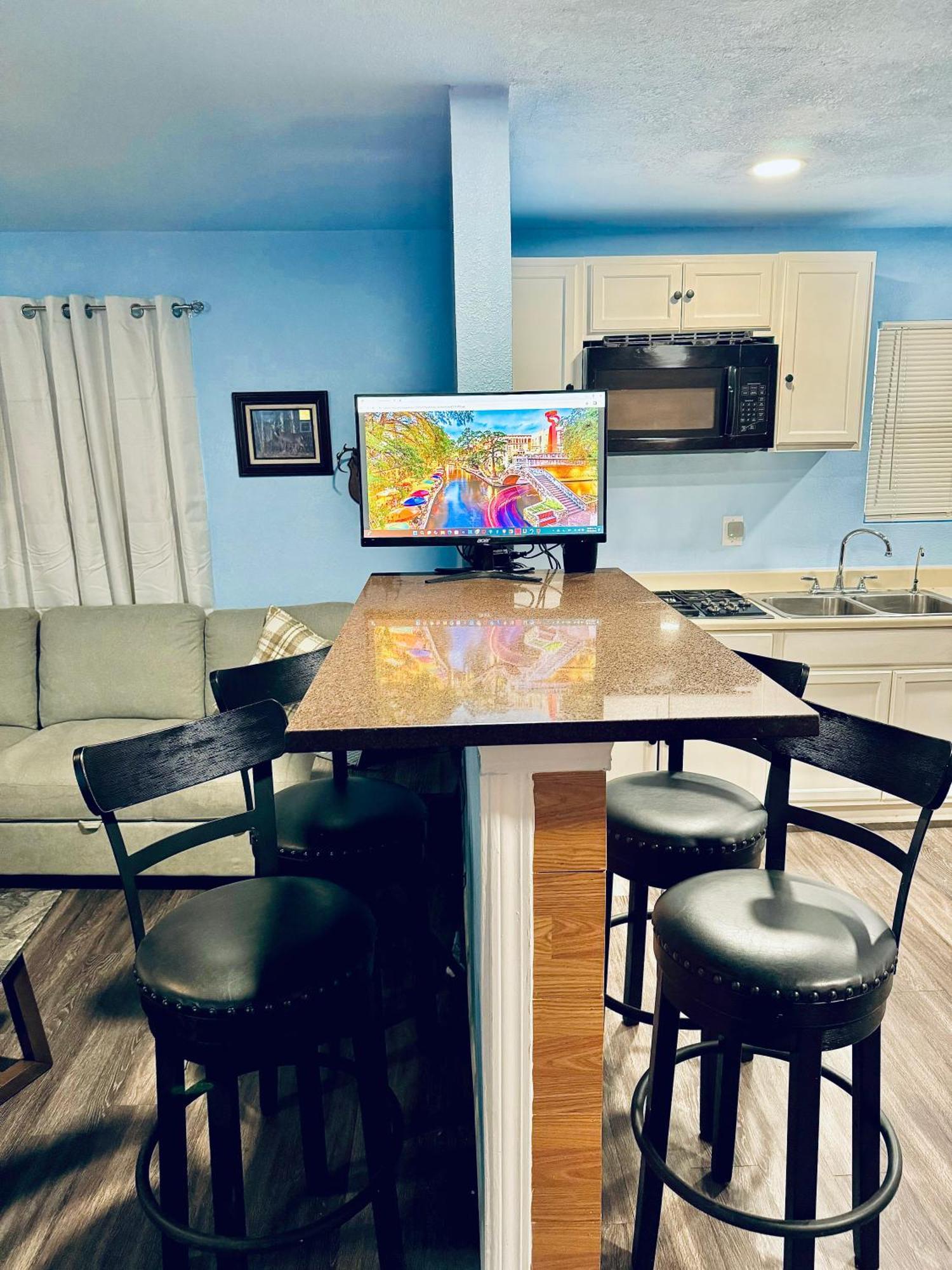 Sananto Apartment *
